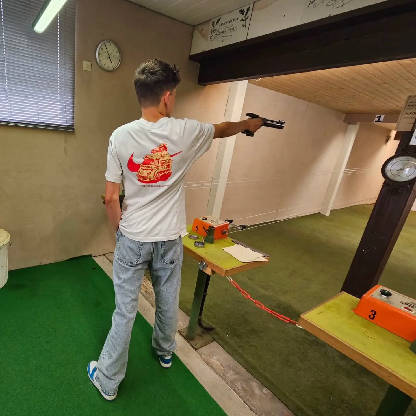 Jung-Schütze beim Training